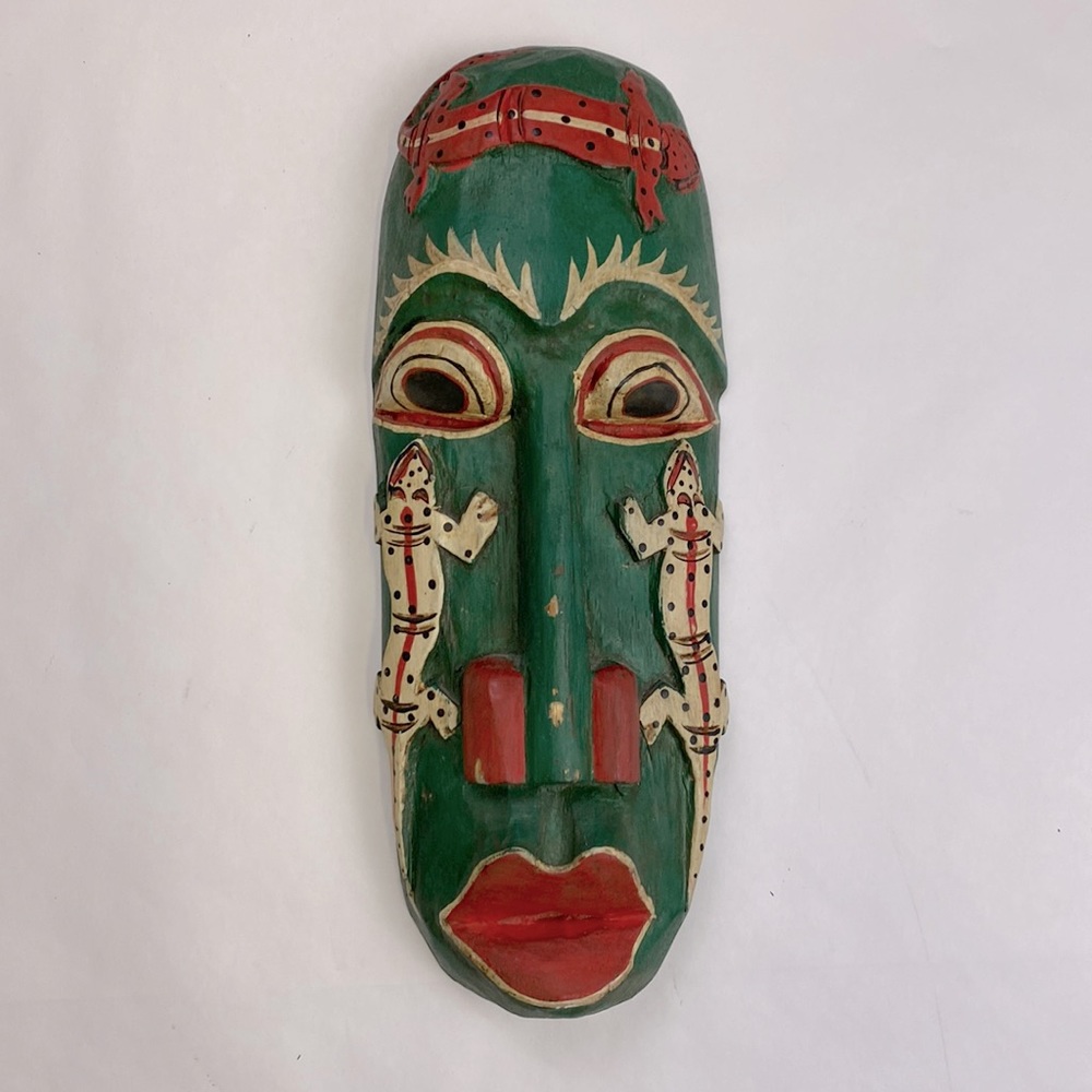 Wood Wall Mask